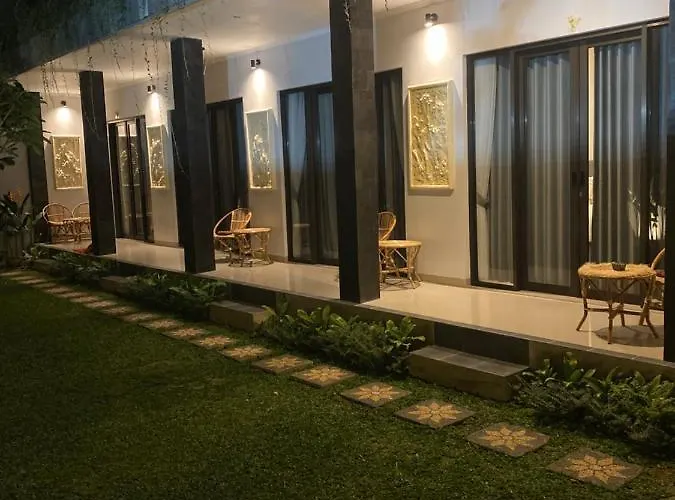 Queen's * Seminyak