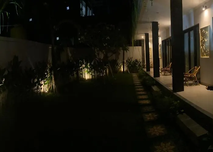 Queen's * Seminyak